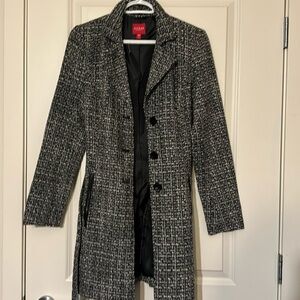 Tweed Guess pea coat, perfect for fall